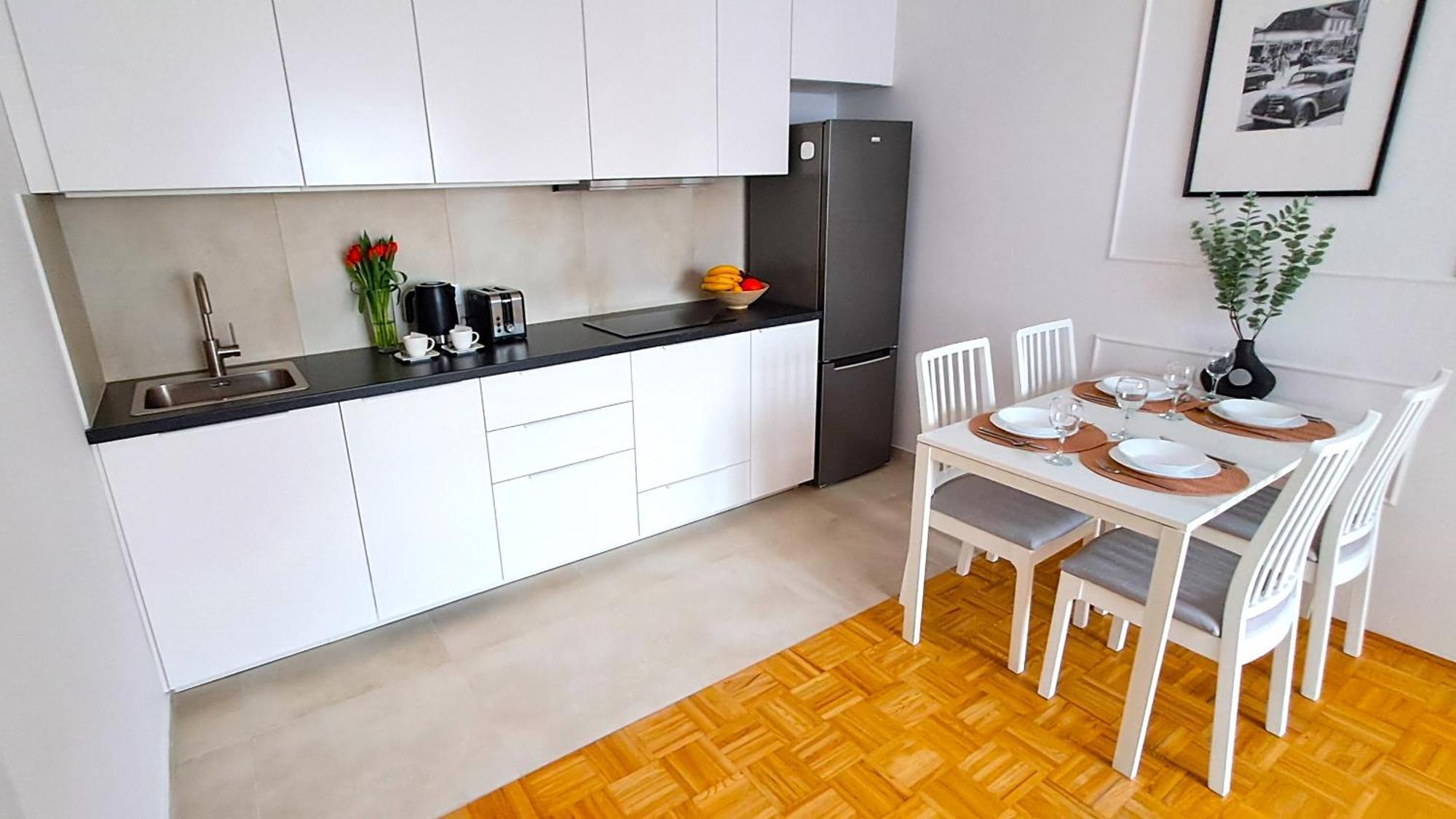 Praska Syrena Apartment Varşovia Exterior foto